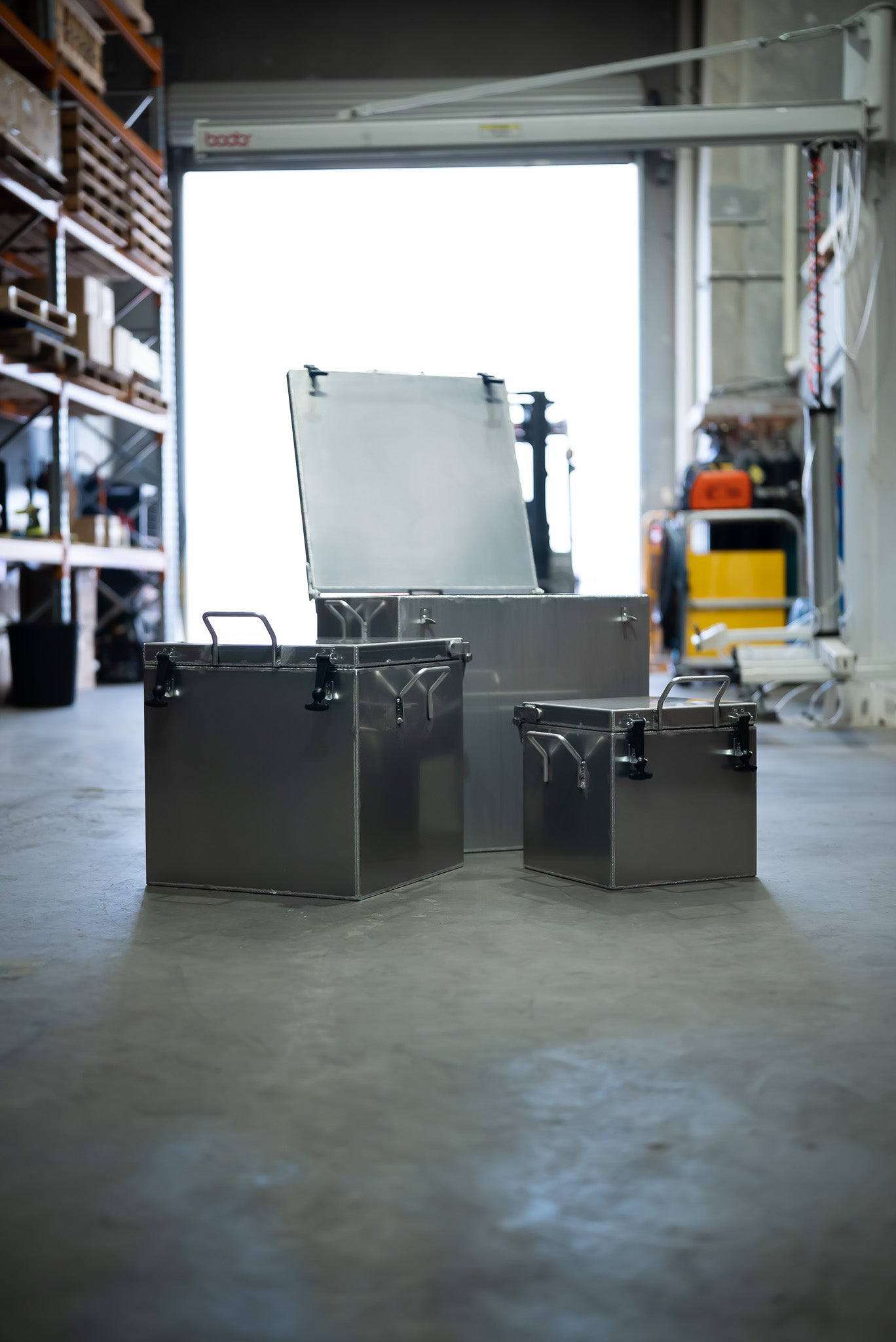 Liquid Nitrogen Cooling Containers