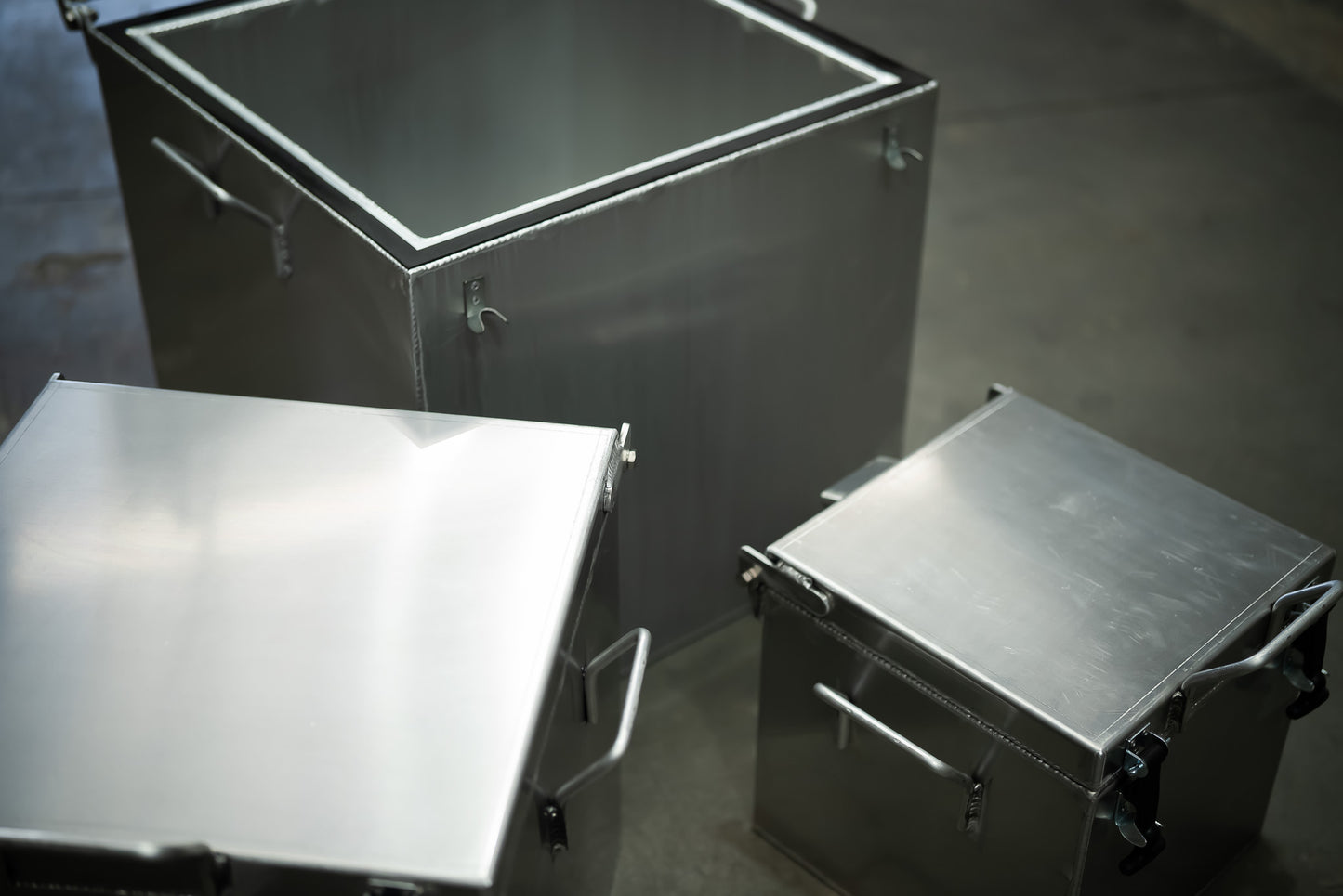 Liquid Nitrogen Cooling Containers